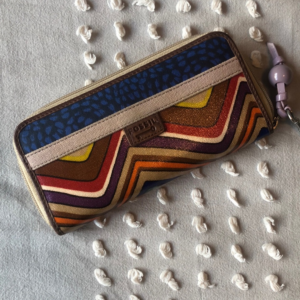 FOSSIL Wallet